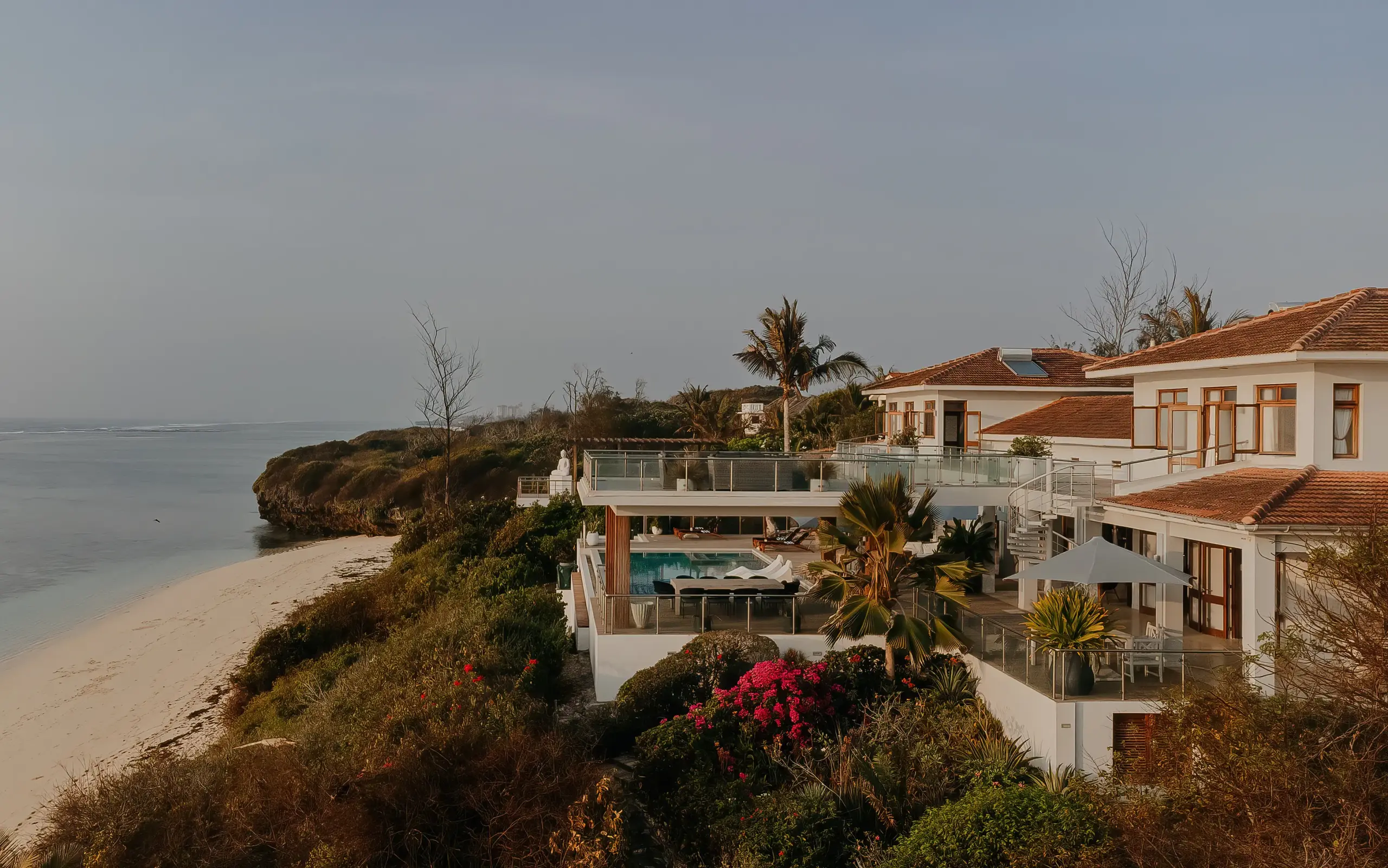 Clifftop beachfront villa with pool overlooking sandy cove and ocean, My Amani, Kilifi, Kenya