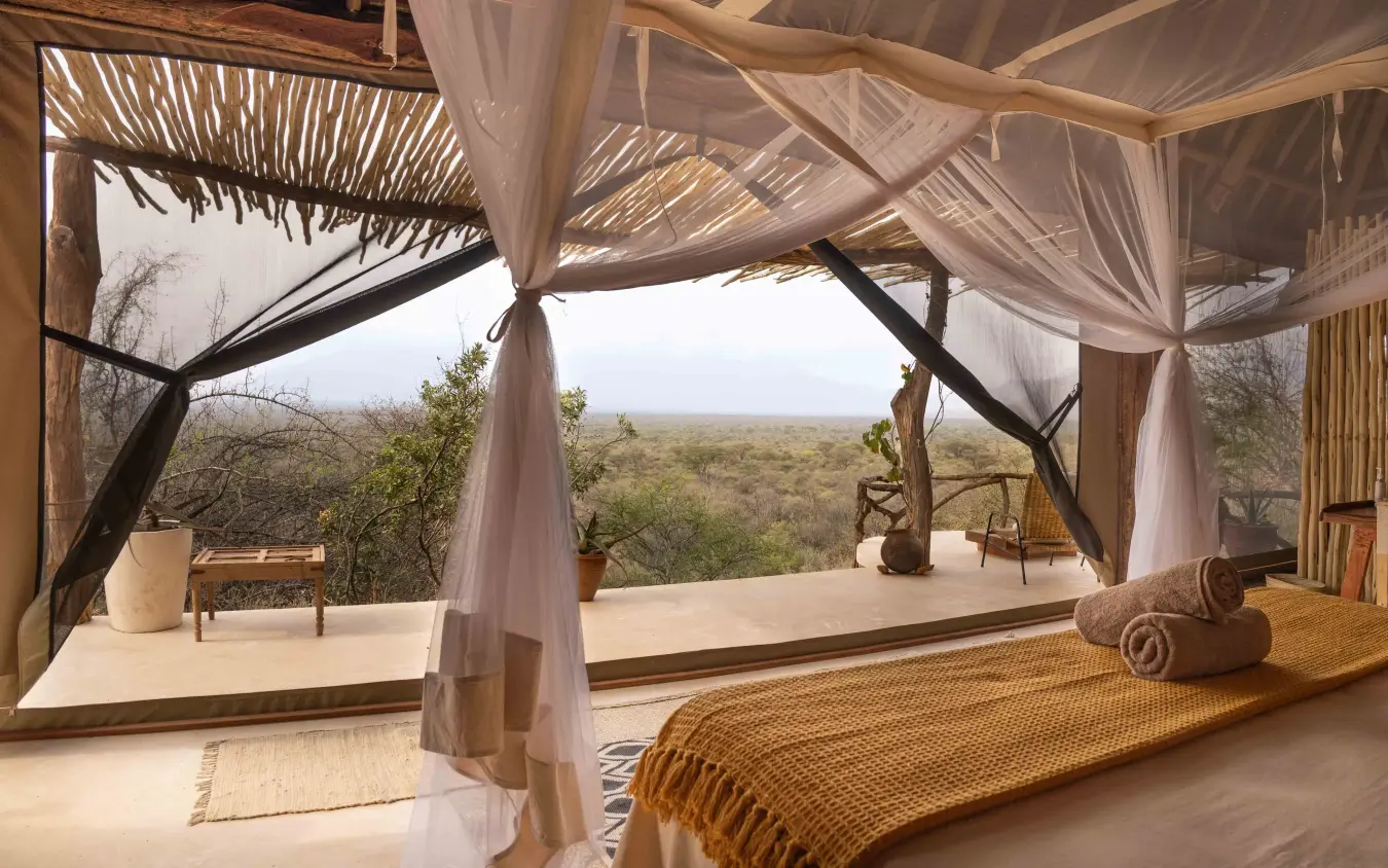 Open-air bedroom pavilion overlooking savanna landscape, Reteti House, Northern Kenya, Kenya